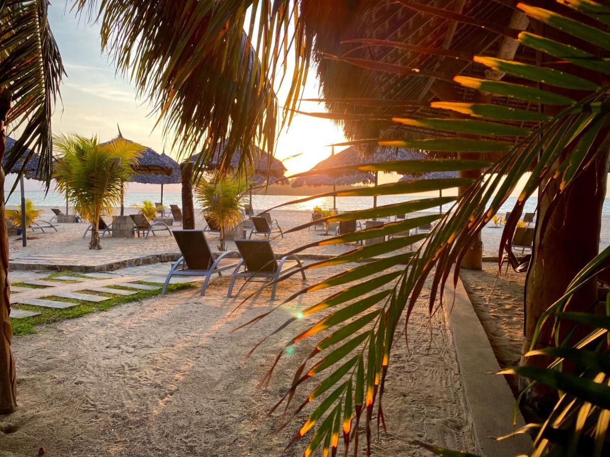 Nosy Be Hotel & Spa Ambondrona  Exterior foto