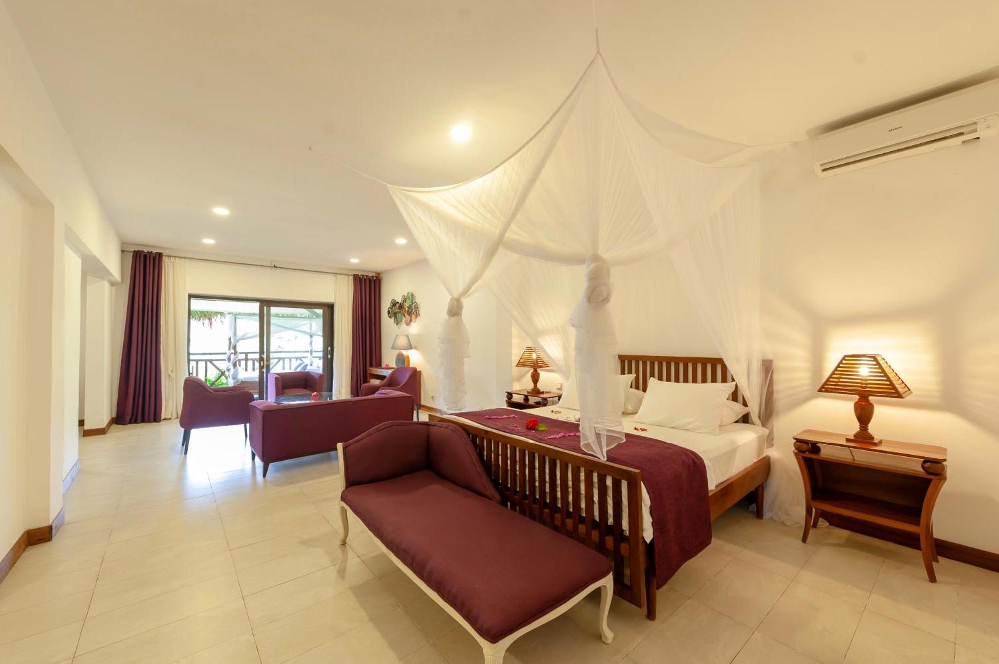Nosy Be Hotel & Spa Ambondrona  Exterior foto