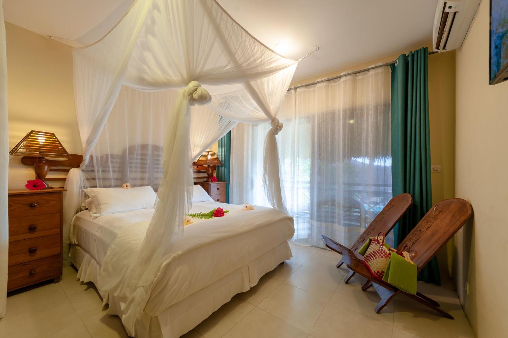 Nosy Be Hotel & Spa Ambondrona  Exterior foto