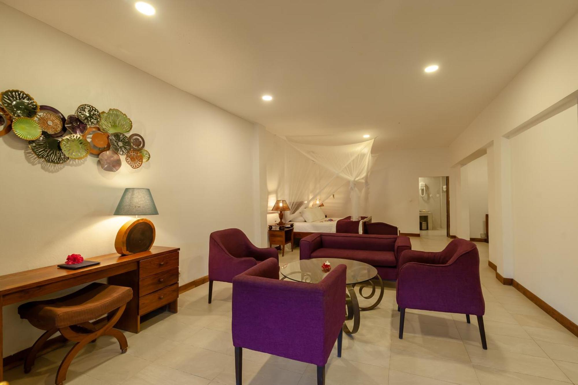 Nosy Be Hotel & Spa Ambondrona  Exterior foto
